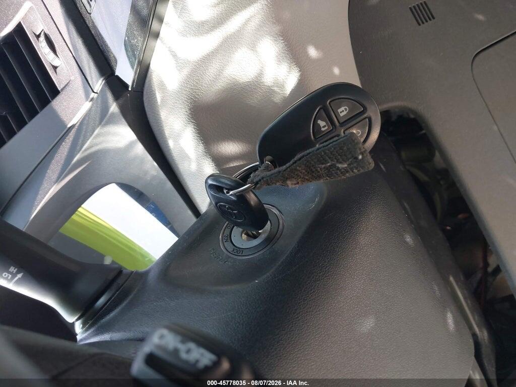 5TDKZ3DC3JS956754 2018 TOYOTA SIENNA photo no. 11