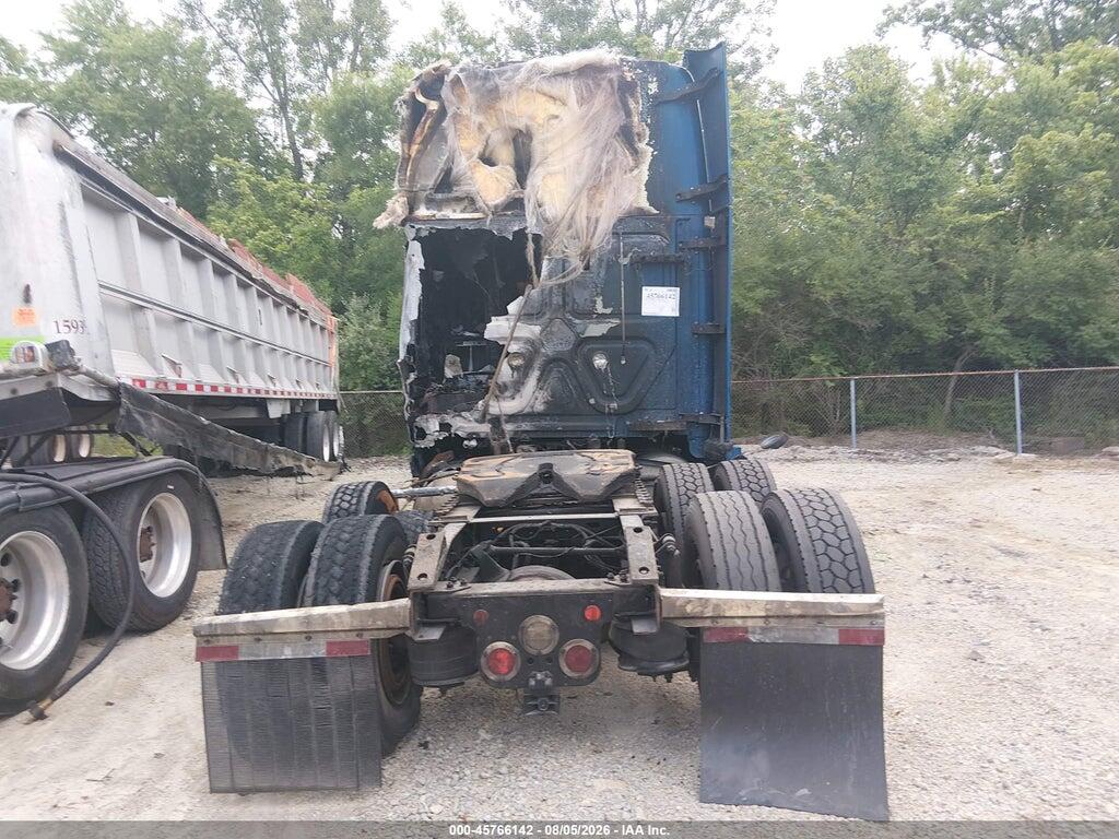 3AKJHHDR8JSJM0590 2018 FREIGHTLINER NEW CASCADIA 126 photo no. 8