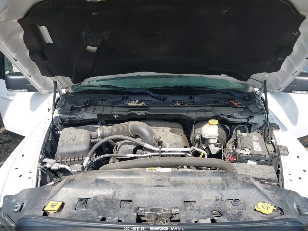 1C6RR7YT3JS189096 2018 RAM 1500 photo no. 10