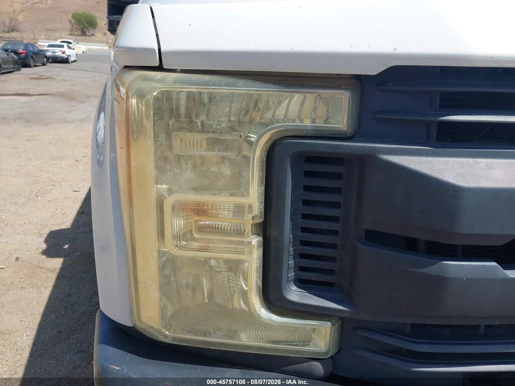 1FT7X2A69JEC68929 2018 FORD F-250 photo no. 12