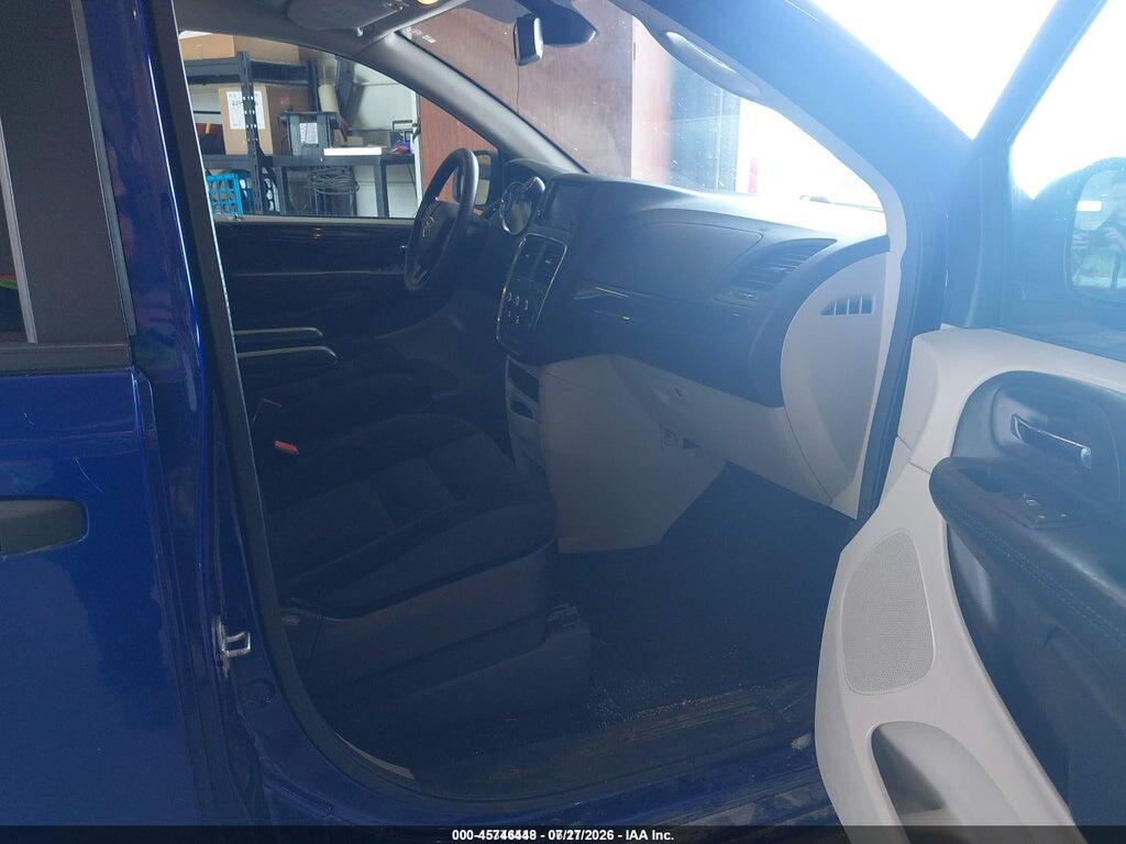 2C4RDGBGXKR669268 2019 DODGE GRAND CARAVAN photo no. 5