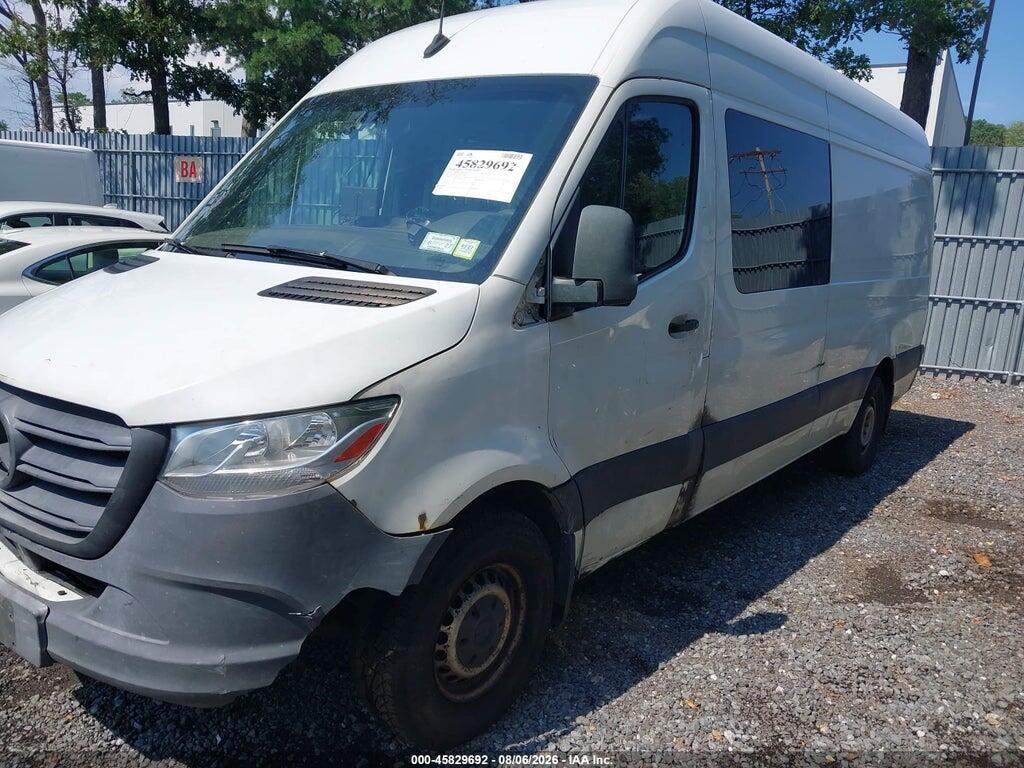 WD4PF1CD2KP078863 2019 MERCEDES-BENZ SPRINTER 2500 photo no. 2