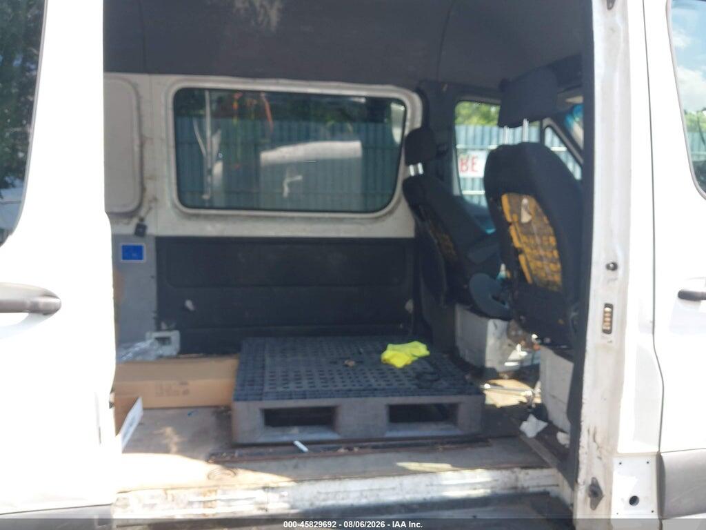 WD4PF1CD2KP078863 2019 MERCEDES-BENZ SPRINTER 2500 photo no. 8