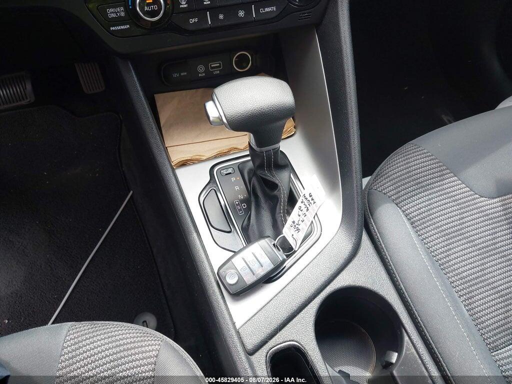 KNDCB3LC1K5317984 2019 KIA NIRO photo no. 11