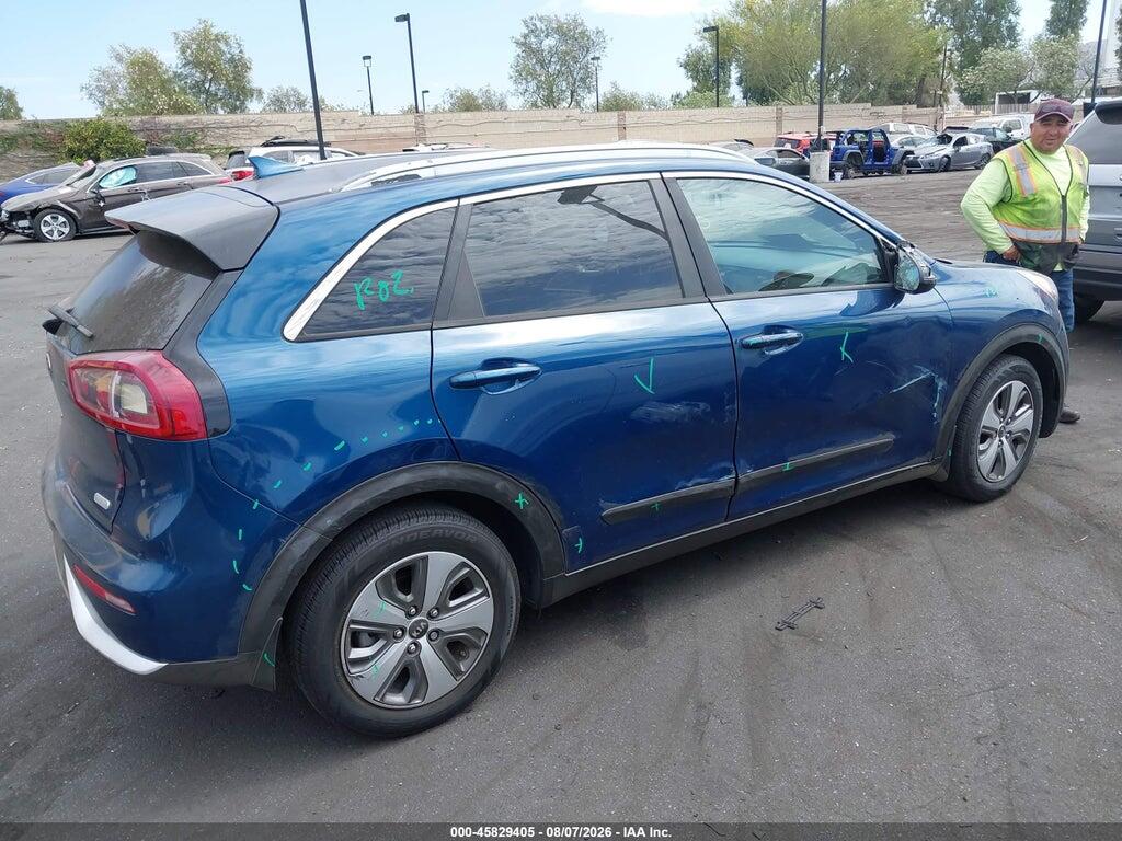 KNDCB3LC1K5317984 2019 KIA NIRO photo no. 12