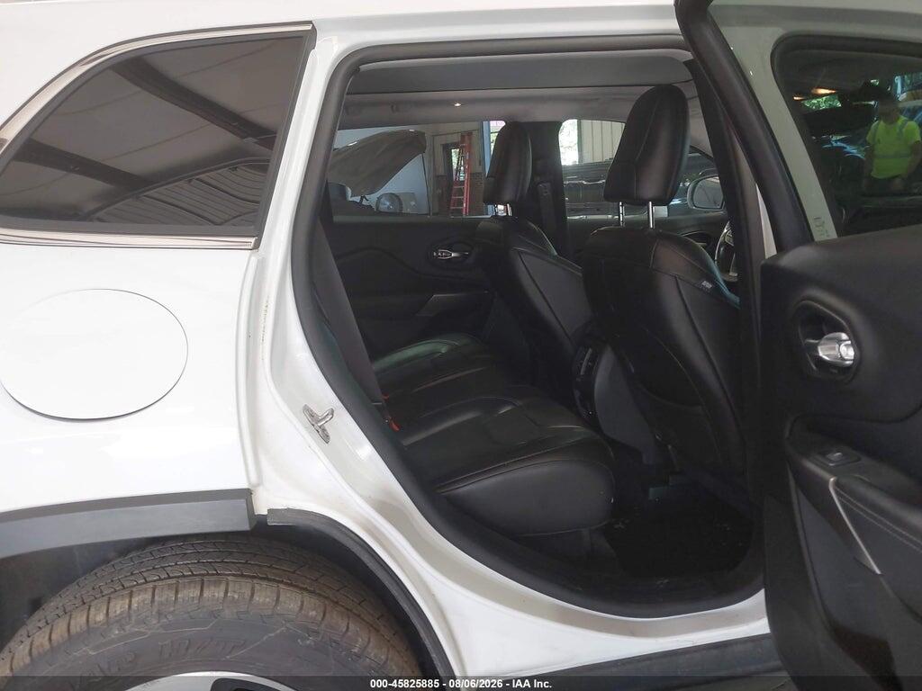 1C4PJMDN4KD169488 2019 JEEP CHEROKEE photo no. 8