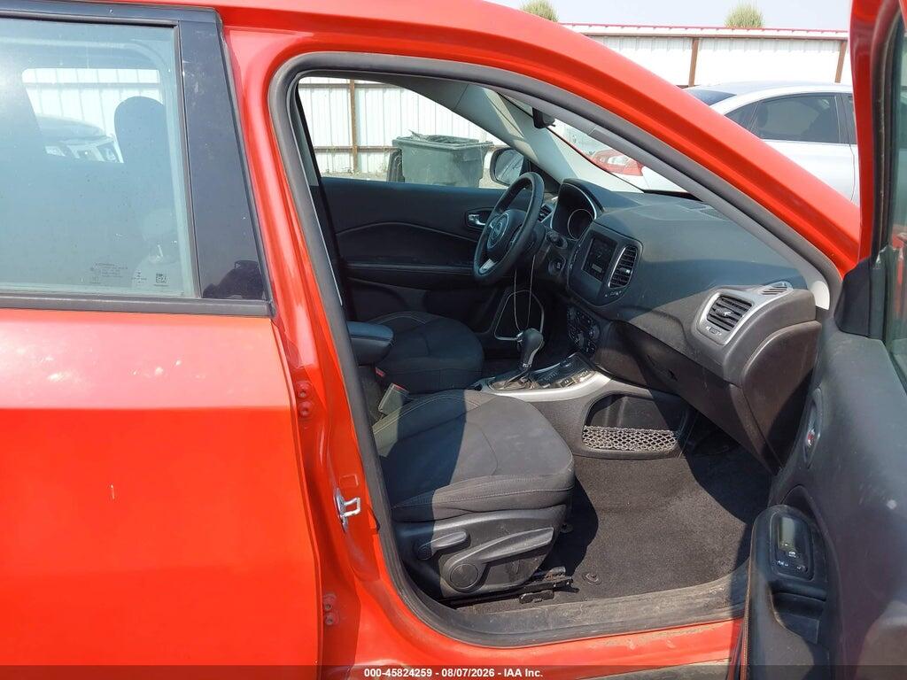 3C4NJDAB3KT767552 2019 JEEP COMPASS photo no. 5