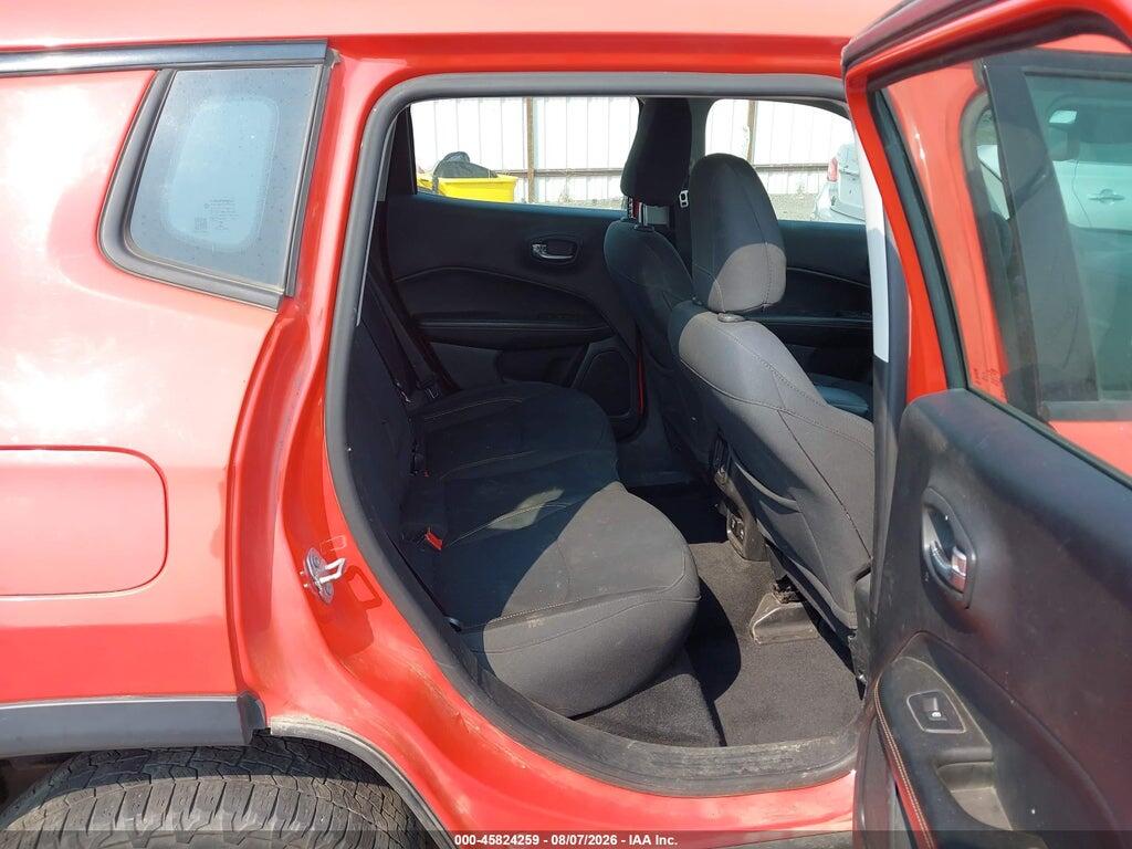 3C4NJDAB3KT767552 2019 JEEP COMPASS photo no. 8
