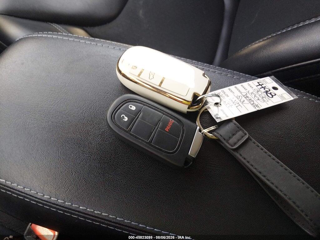 1C4PJMLN5KD116350 2019 JEEP CHEROKEE photo no. 11