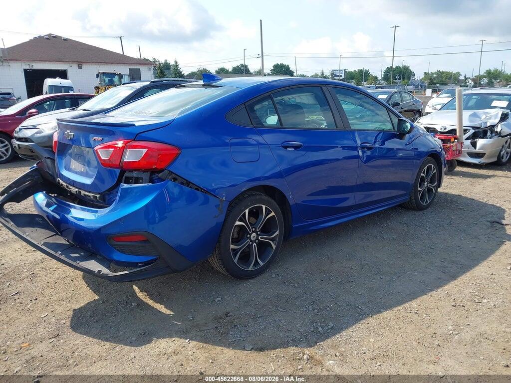 1G1BE5SM9K7137013 2019 CHEVROLET CRUZE photo no. 4