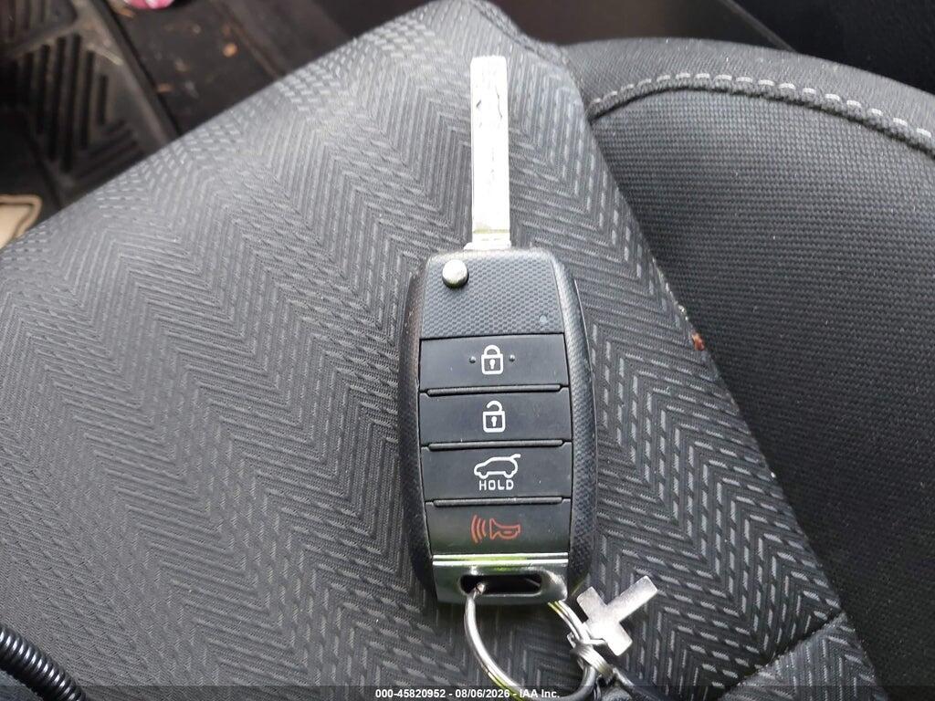 KNDPMCAC3K7601247 2019 KIA SPORTAGE photo no. 11