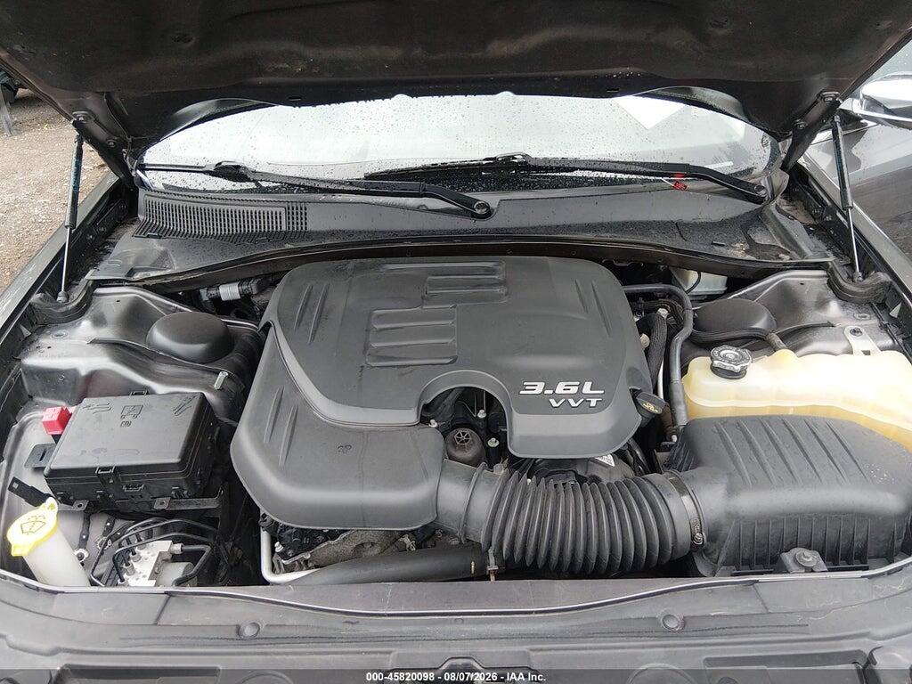 2C3CCAEG7KH704392 2019 CHRYSLER 300 photo no. 10