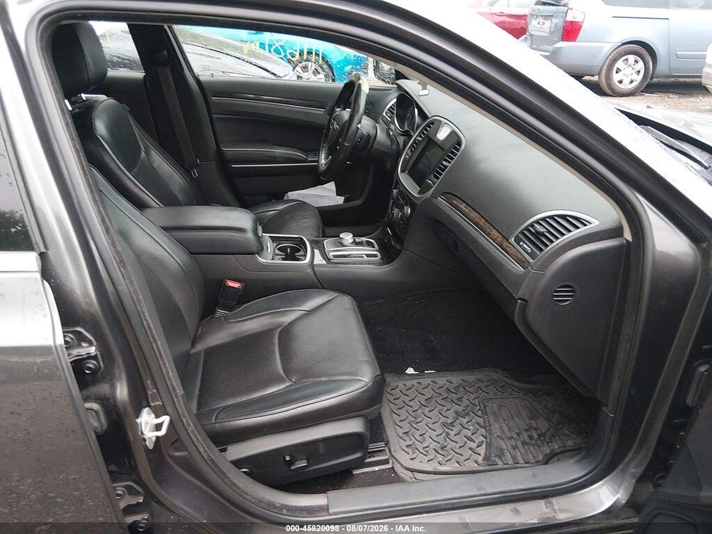 2C3CCAEG7KH704392 2019 CHRYSLER 300 photo no. 5
