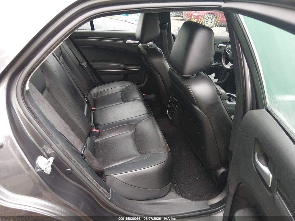2C3CCAEG7KH704392 2019 CHRYSLER 300 photo no. 8
