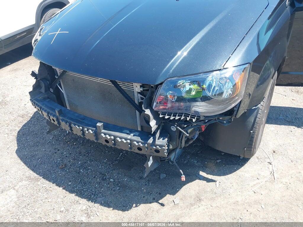 2C4RDGEG6KR557224 2019 DODGE GRAND CARAVAN photo no. 6