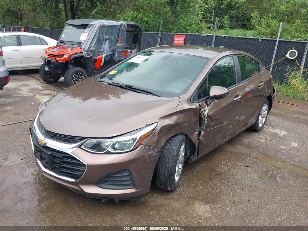 1G1BC5SM0K7109347 2019 CHEVROLET CRUZE photo no. 2