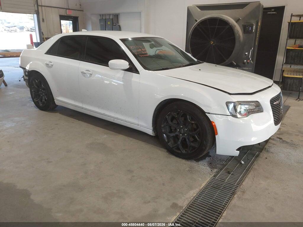 2C3CCABG5KH516619 2019 CHRYSLER 300 photo no. 1