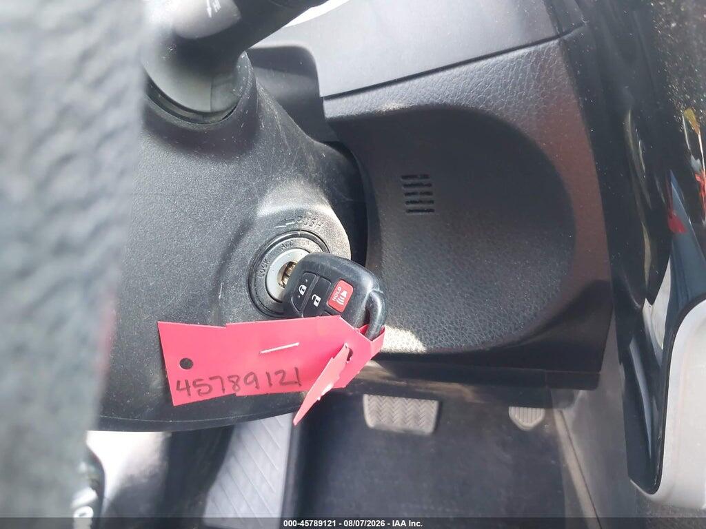 5YFBURHEXKP875032 2019 TOYOTA COROLLA photo no. 11