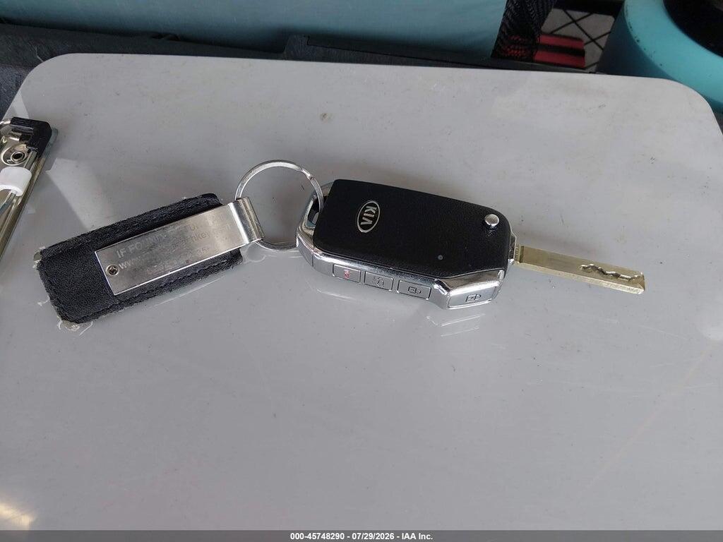 KNDJ23AU4L7116279 2020 KIA SOUL photo no. 11