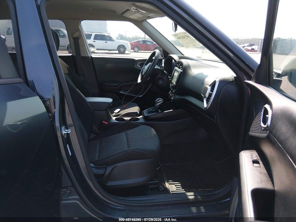KNDJ23AU4L7116279 2020 KIA SOUL photo no. 5