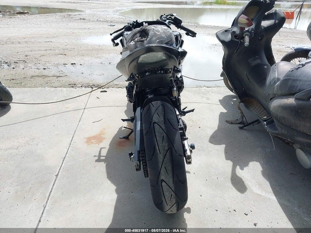 JS1C533B5L7100498 2020 SUZUKI GSX-S750 photo no. 6