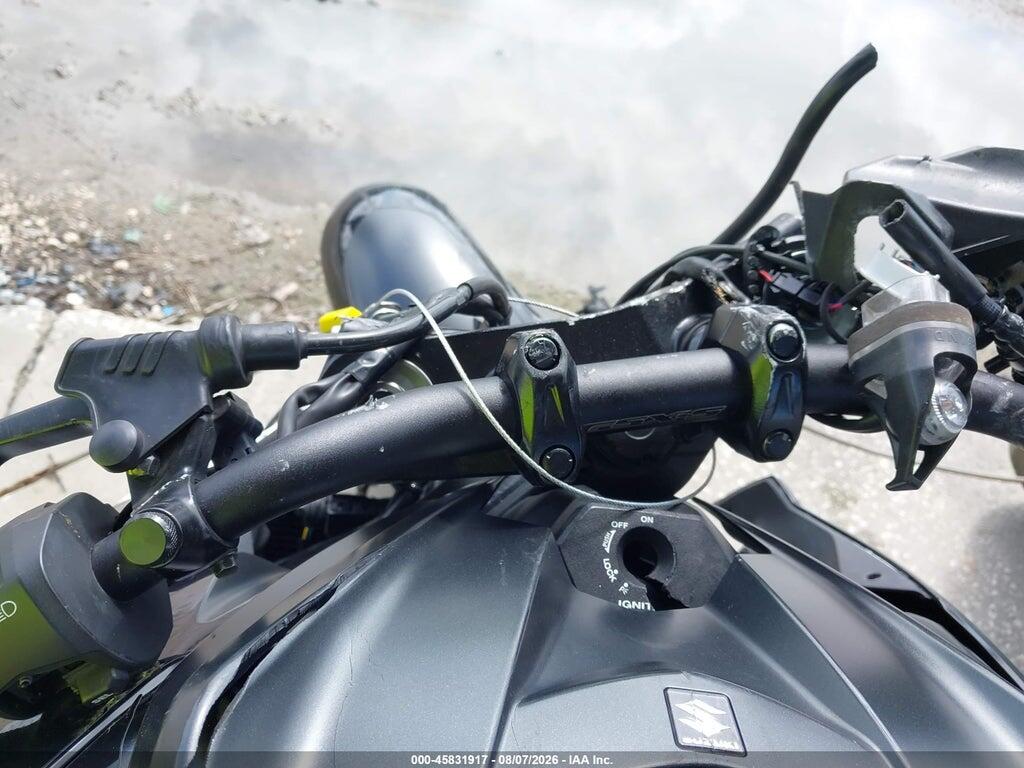 JS1C533B5L7100498 2020 SUZUKI GSX-S750 photo no. 7