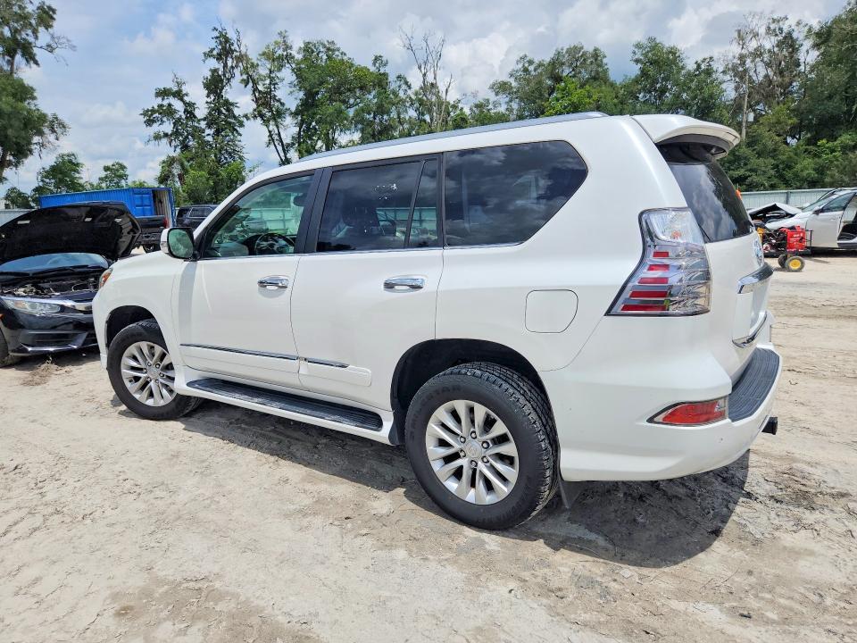 2016 LEXUS GX 460 — Фото 2 из 12