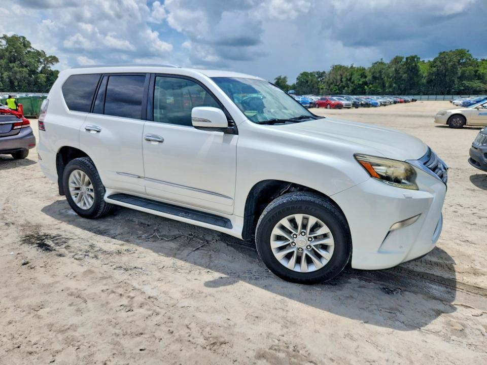 2016 LEXUS GX 460 — Фото 4 из 12