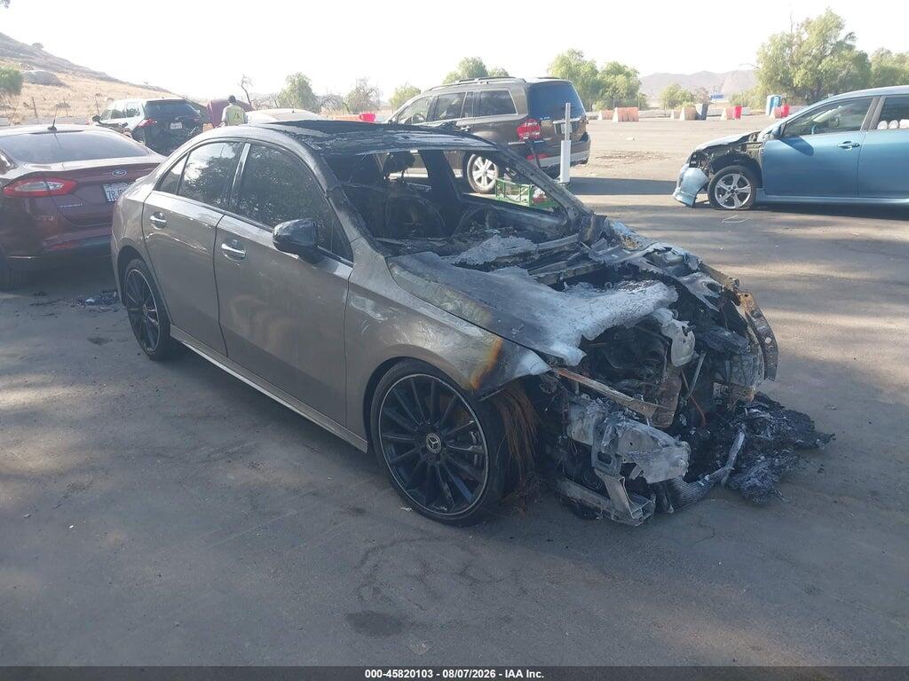 2020 MERCEDES-BENZ A 220 W1K3G4EB8LW047844