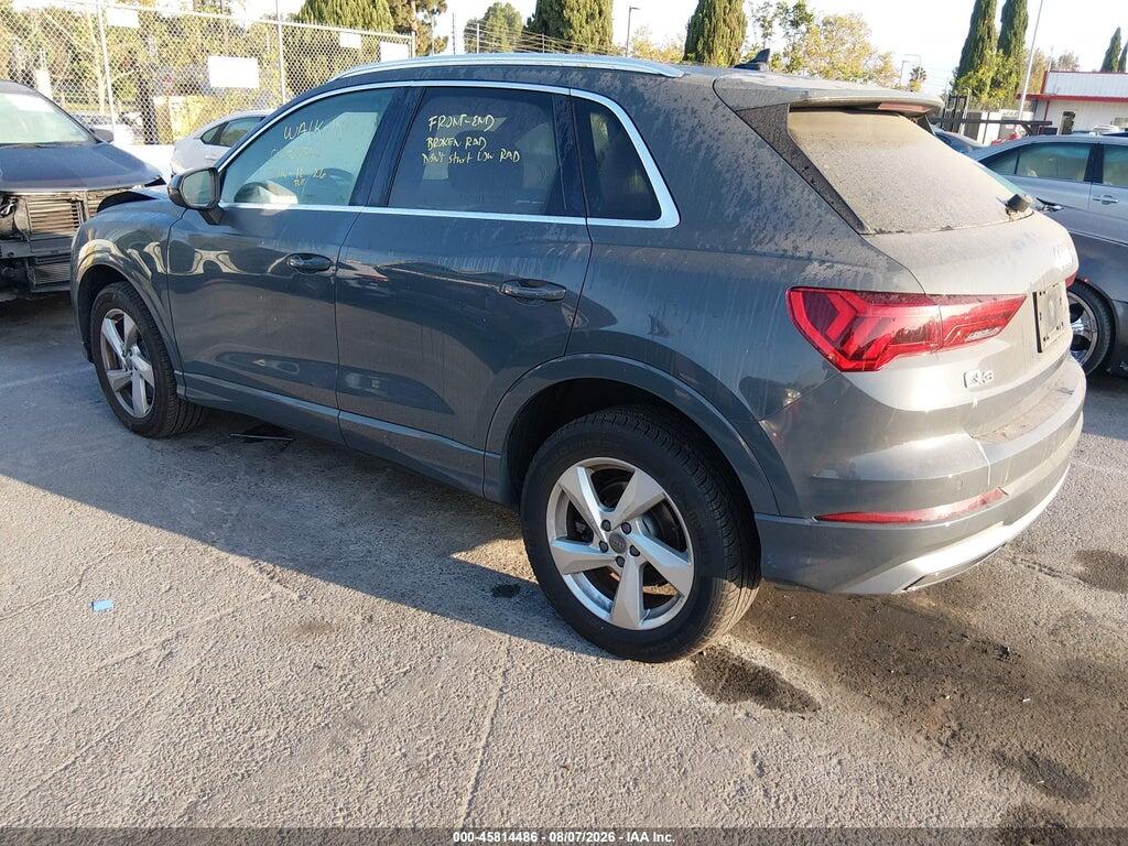 WA1BECF33L1006039 2020 AUDI Q3 photo no. 3