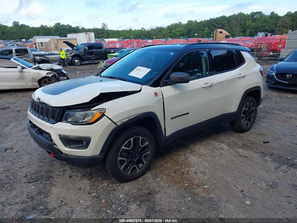 3C4NJDDB2LT167196 2020 JEEP COMPASS photo no. 2