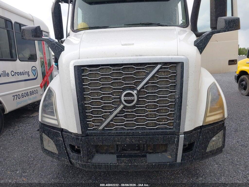 4V4NC9EH2LN247225 2020 VOLVO VNL photo no. 9