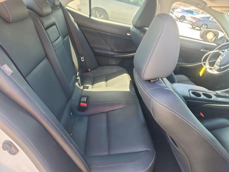 JTHBA1D24G5034669 2016 LEXUS IS 200T photo no. 10