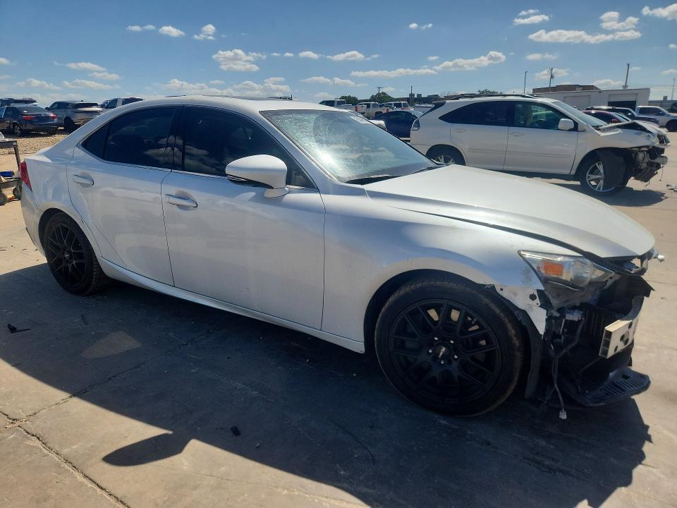 JTHBA1D24G5034669 2016 LEXUS IS 200T photo no. 4