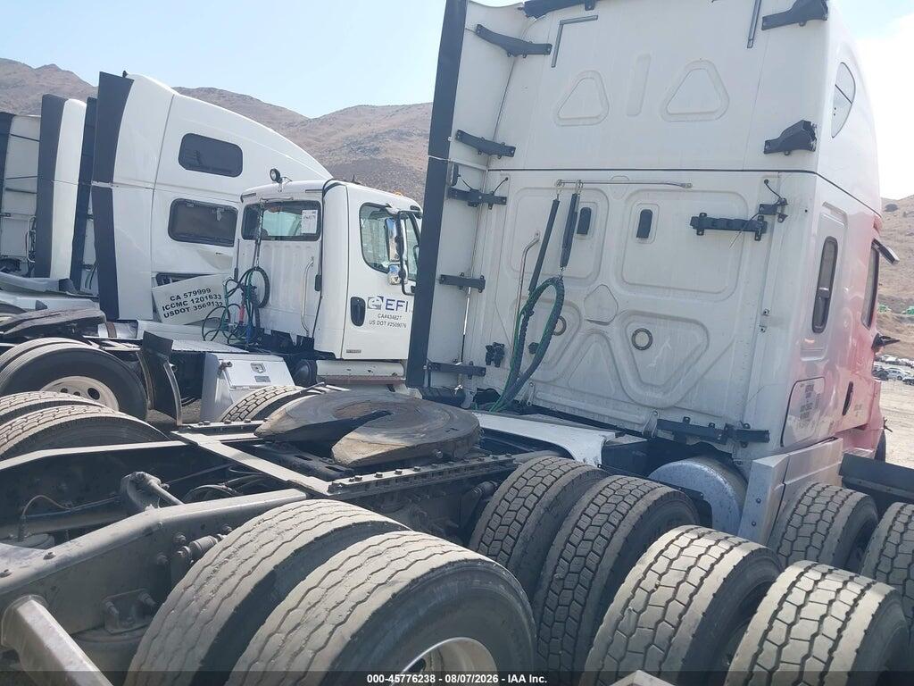 3AKJHHDR5LSLU9126 2020 FREIGHTLINER NEW CASCADIA 126 photo no. 4