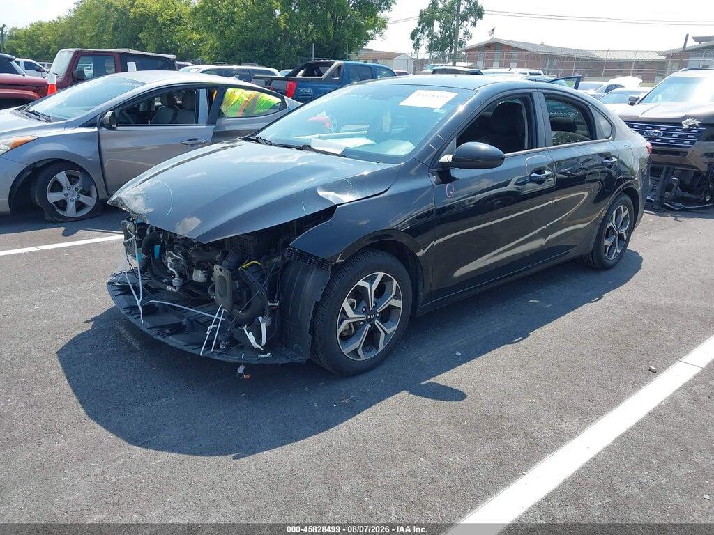 3KPF24AD4ME305608 2021 KIA FORTE photo no. 2