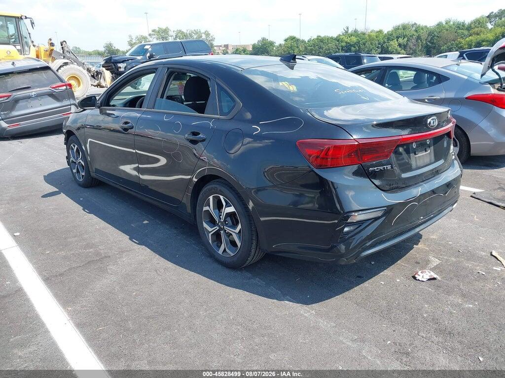 3KPF24AD4ME305608 2021 KIA FORTE photo no. 3