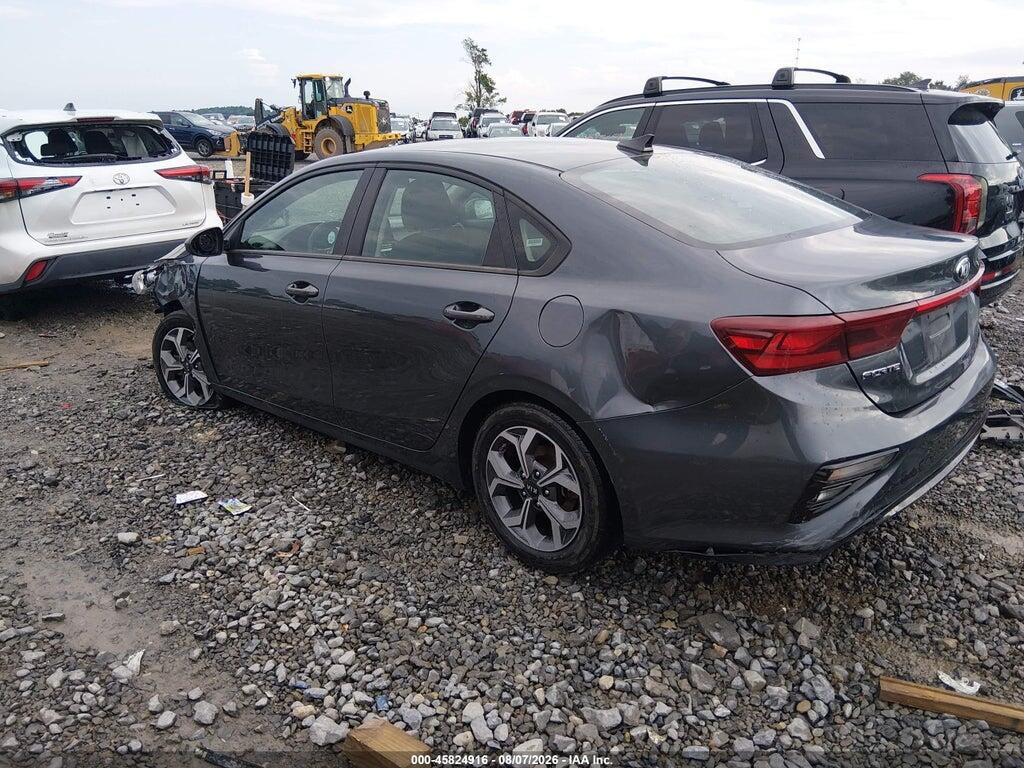 3KPF24AD5ME352985 2021 KIA FORTE photo no. 3