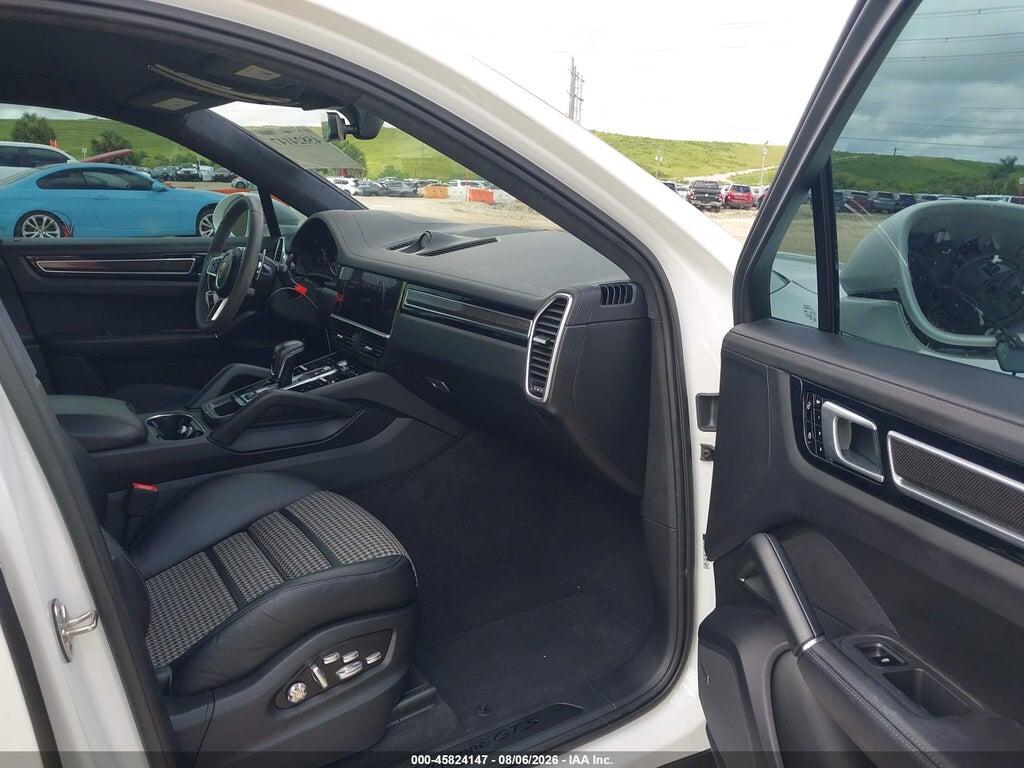 WP1BG2AY3MDA49596 2021 PORSCHE CAYENNE COUPE photo no. 5