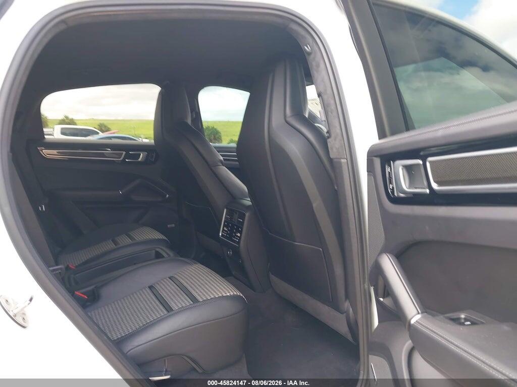 WP1BG2AY3MDA49596 2021 PORSCHE CAYENNE COUPE photo no. 8