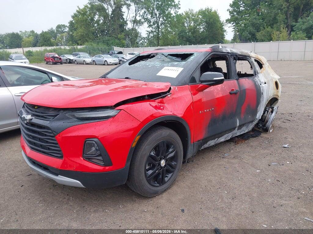 3GNKBCR48MS546030 2021 CHEVROLET BLAZER photo no. 2
