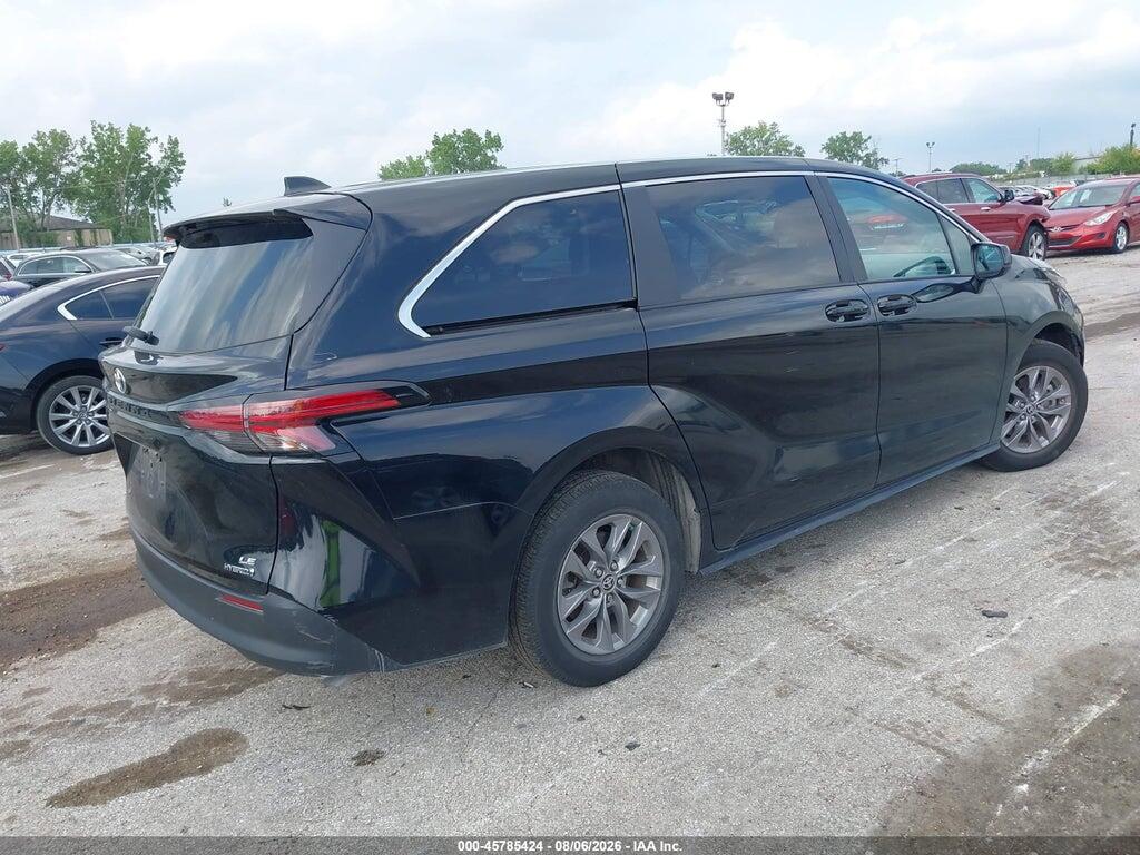 5TDKSKFC1MS013391 2021 TOYOTA SIENNA photo no. 4