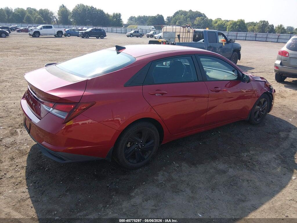 KMHLM4AG2MU195033 2021 HYUNDAI ELANTRA photo no. 4