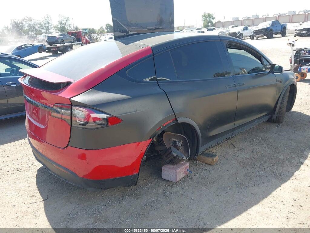7SAXCBE69NF332786 2022 TESLA MODEL X photo no. 4