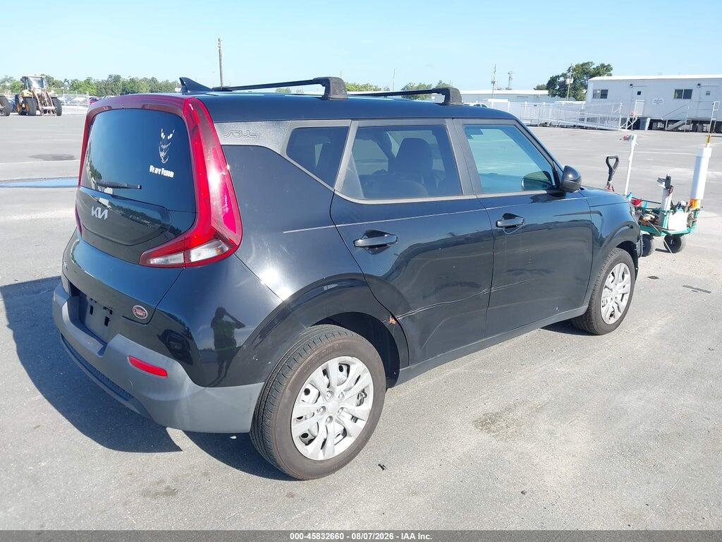 KNDJ23AU8N7153287 2022 KIA SOUL photo no. 4
