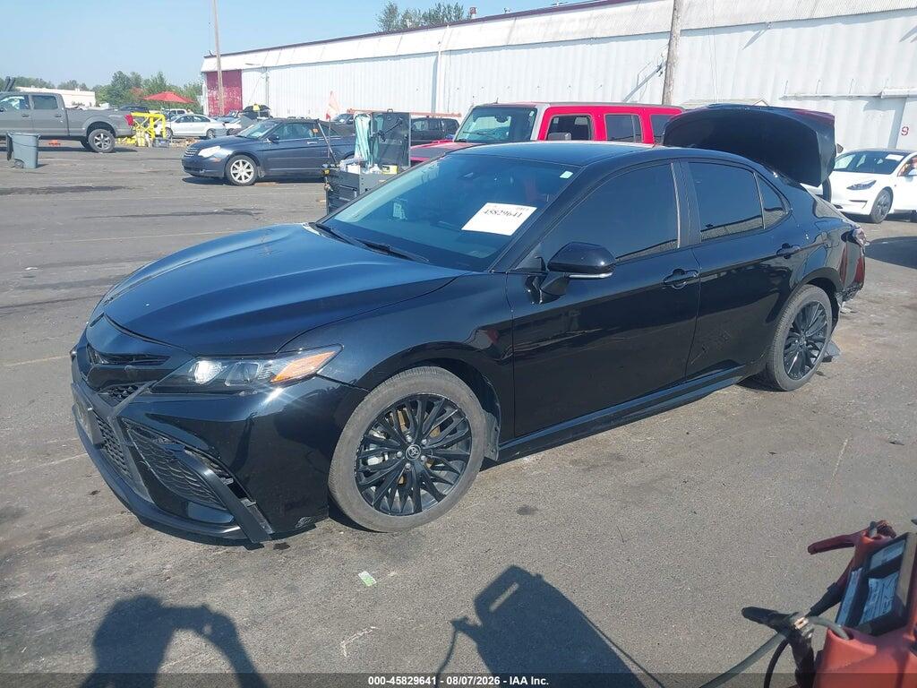4T1G11BKXNU047998 2022 TOYOTA CAMRY photo no. 2