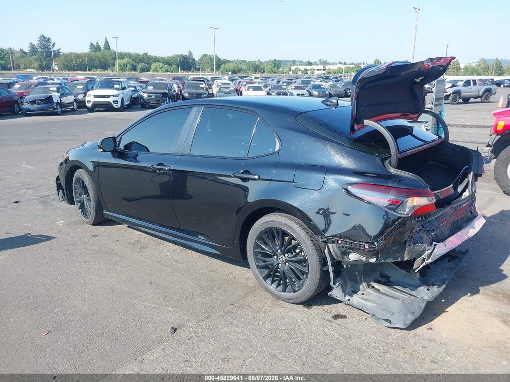 4T1G11BKXNU047998 2022 TOYOTA CAMRY photo no. 3