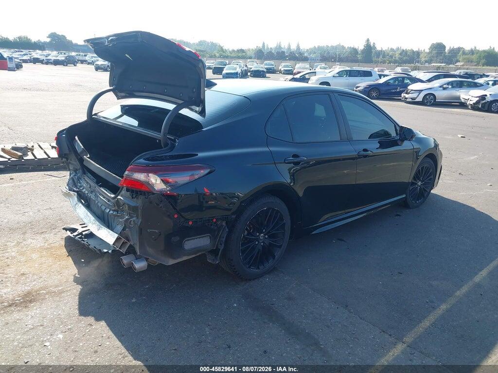 4T1G11BKXNU047998 2022 TOYOTA CAMRY photo no. 4