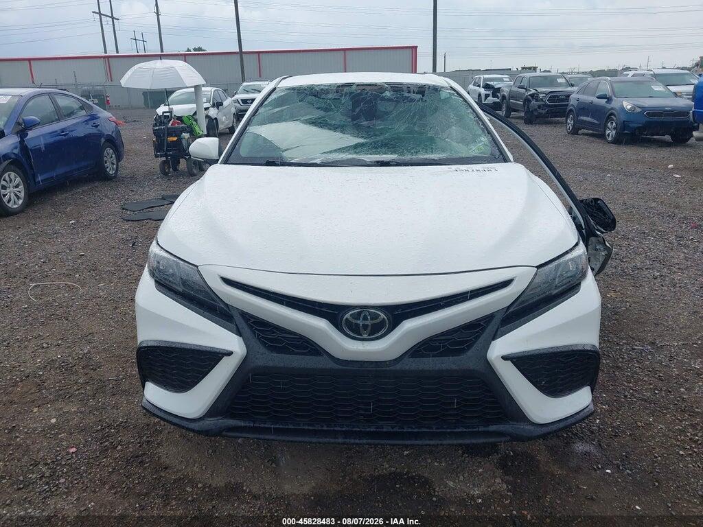 4T1G11AK8NU660249 2022 TOYOTA CAMRY photo no. 11