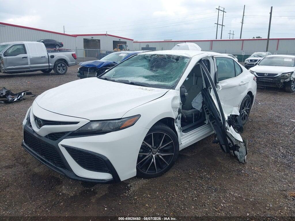 4T1G11AK8NU660249 2022 TOYOTA CAMRY photo no. 2